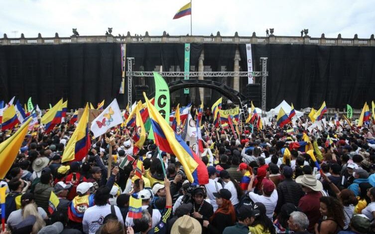 Centrales Obreras llaman a Paro por Consulta Popular y Reforma Laboral