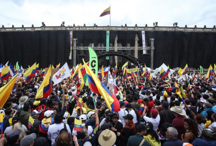 Centrales Obreras llaman a Paro por Consulta Popular y Reforma Laboral