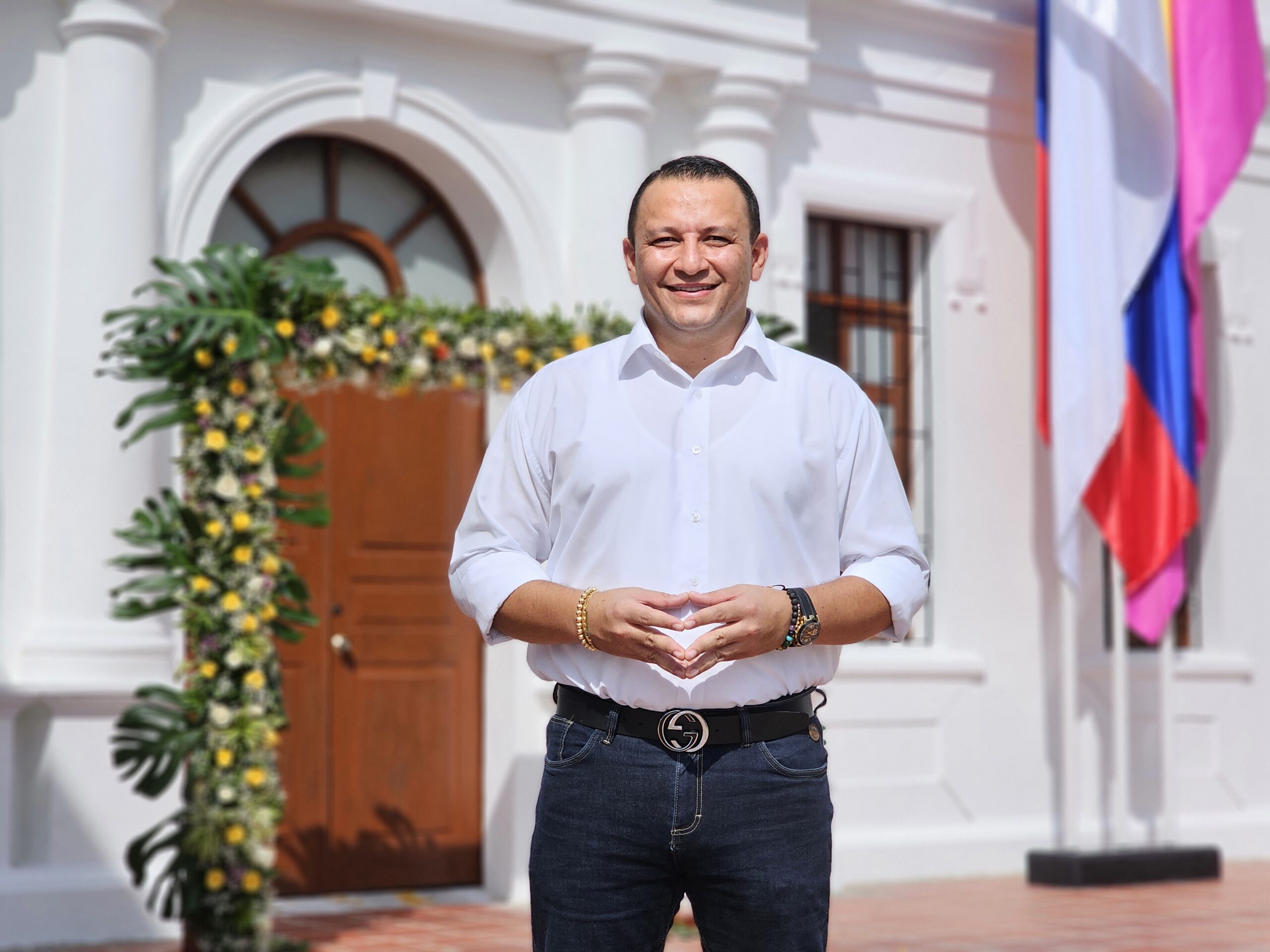 ¡Se le movió el piso al Alcalde de Cartago!