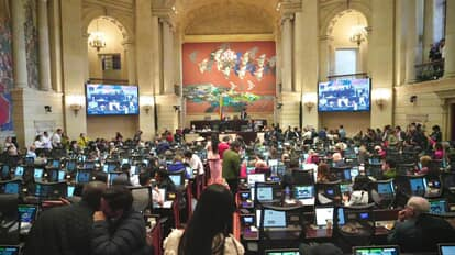 Cámara de Representantes aprueba proposición sustitutiva que revive el texto original de la reforma pensional: avanza el proyecto en el Congreso